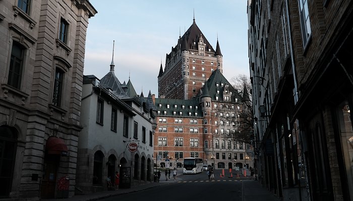 Read Quebec by Adrian Yang
