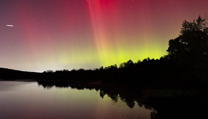 Read The Night the World Saw the Aurora by Scott Richardson