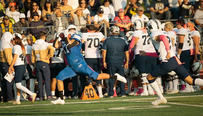 Read J7. Pumas @ Borregos GDL by Charlie Solorzano