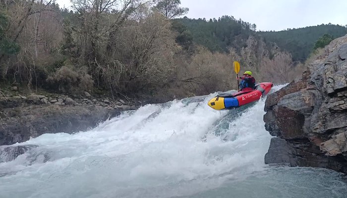 Read Packraft Kayak hinchable en el río Lor by Sergi Tur Badenas