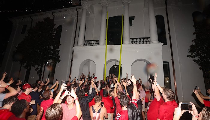 Read Fans / Ole Miss vs Georgia by OleMissPix