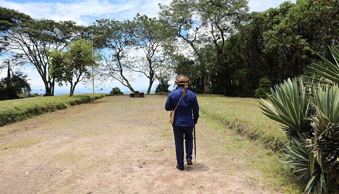 Read Espoir, patrimoine et droits humains : Renforcer les communautés autochtones batwa du Sud-Kivu by Holly Kandel