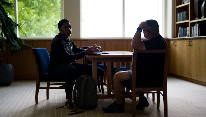 Read Growing Through Critiques by University Photographers