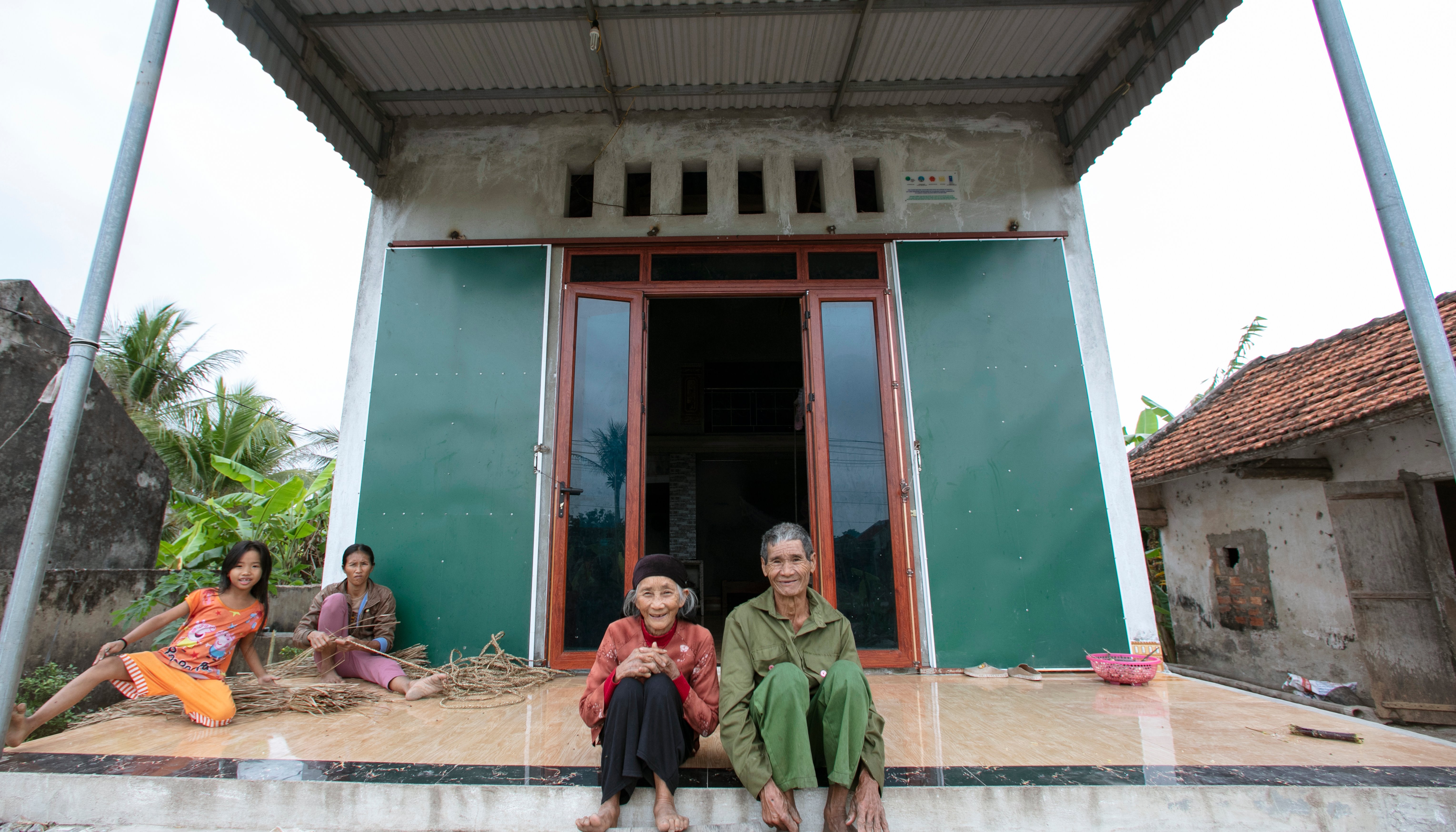 Read Taking shelter: Building coastal resilience in Viet Nam by Climate UNDP