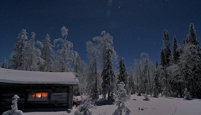 Read A WINTER NIGHT'S SKI TREK by exposedpaths