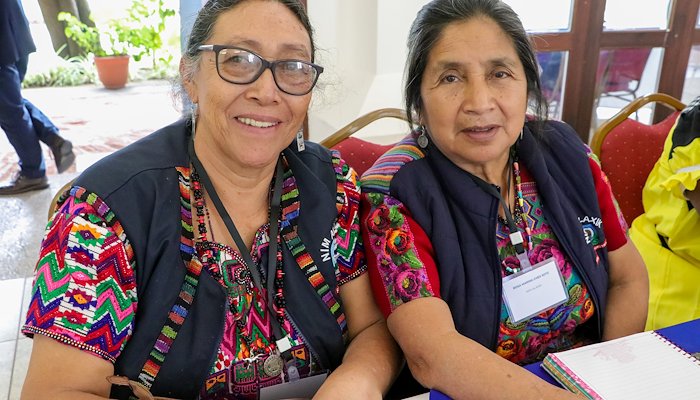 Read La Dignificación del Trabajo de las Comadronas Guatemaltecas: by PNUD Guatemala