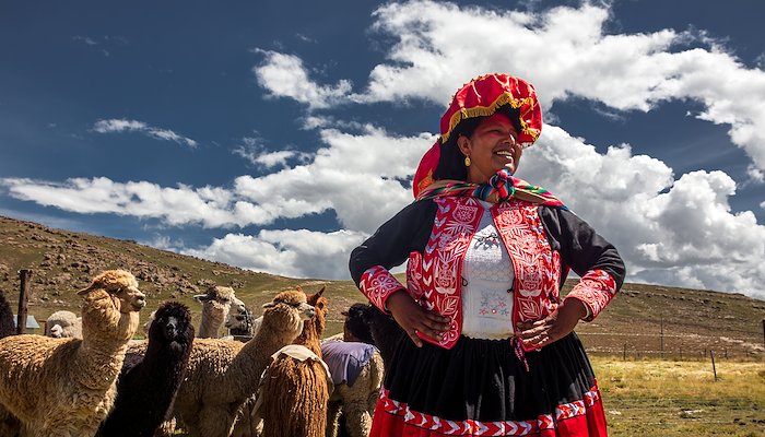 Read Weaving the future of women’s empowerment by UNDP Nature