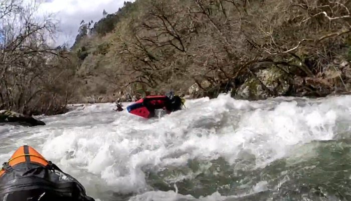 Read Packrafting Kayak en el río Deza en Galicia (free) by Sergi Tur Badenas