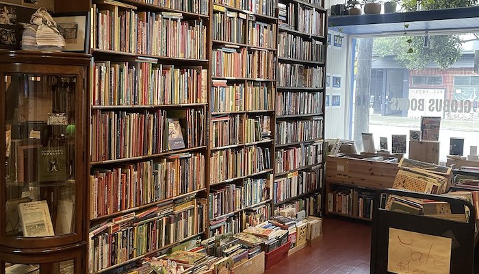 Read Globus Books&nbsp; by Brian Dowd-Uribe