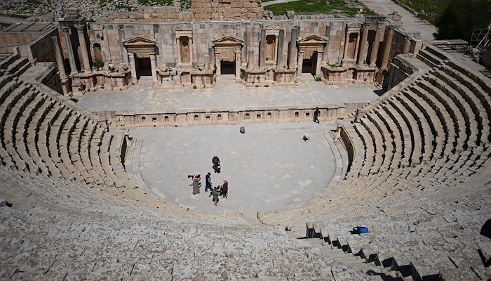 Read Jerash by Hector Gonzalez