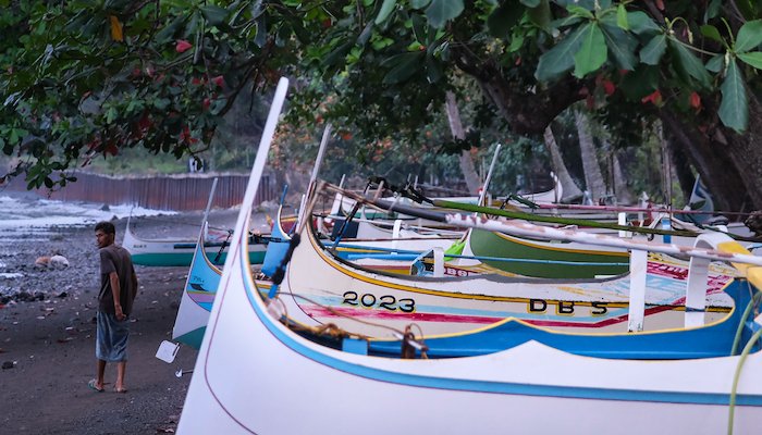 Read Fishing Nets to Internet by UNDP Philippines