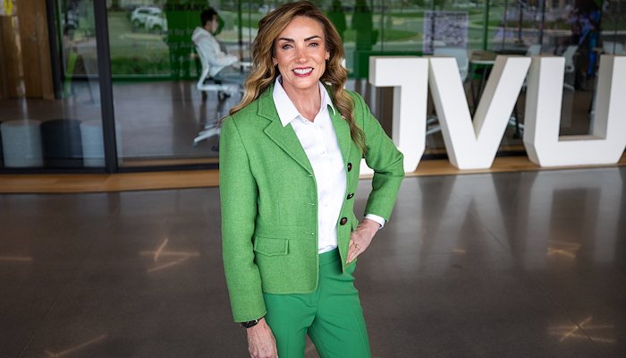Read Michelle Kaufusi by UVU Photography