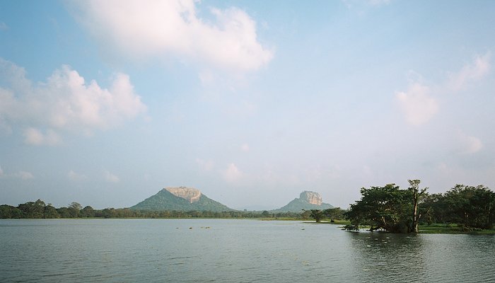 Read The Maldives and Sri Lanka on Film by Greg Annandale
