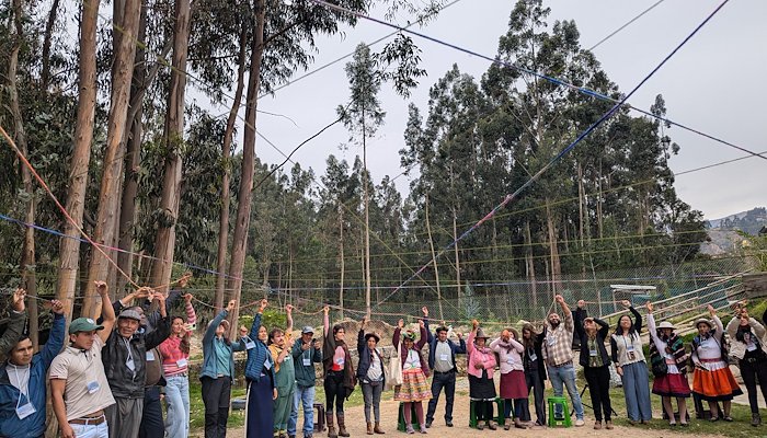 Read Hatun Tinkuy Summit by Instituto de Montaña