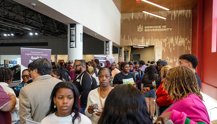 Read Alabama A&M Open House by Aaron Thompson