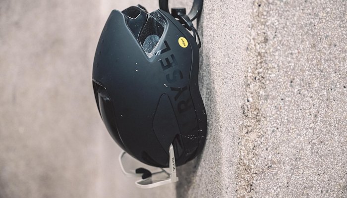 Read Find your helmet by VAN RYSEL