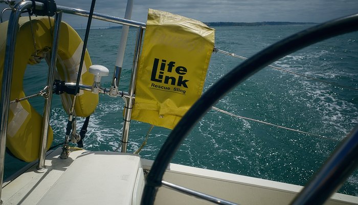 Read Sailing in Lisbon by Rod Loboz