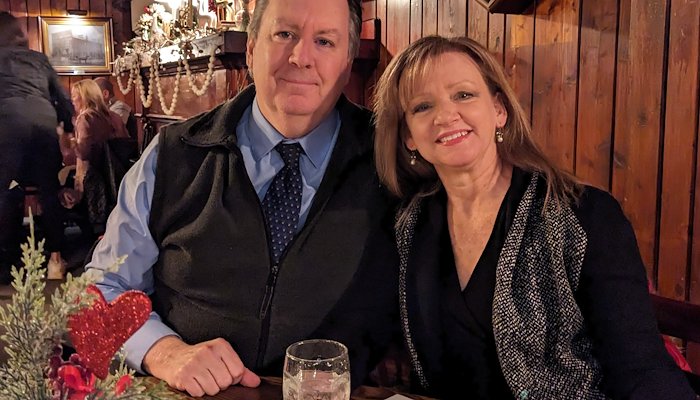 Read Meet The Lloyds by Tonya Street