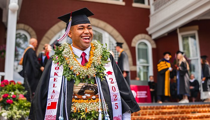 Read Congrats to the Class of 2025! by Erik Flores