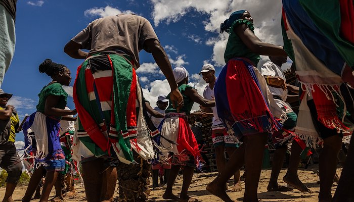 Read Madagascar to Kenya by Blue Ventures