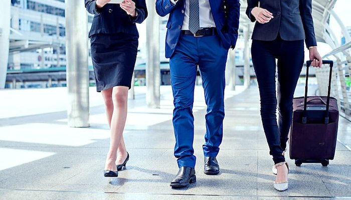 Read Risks of Booking Without a Travel Agency by Peter Astle