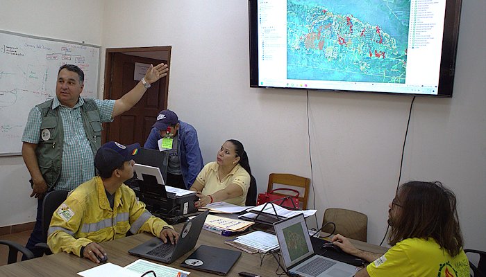 Read Gobiernos municipales y comunidades indígenas hacen causa común contra los incendios by PNUD Bolivia