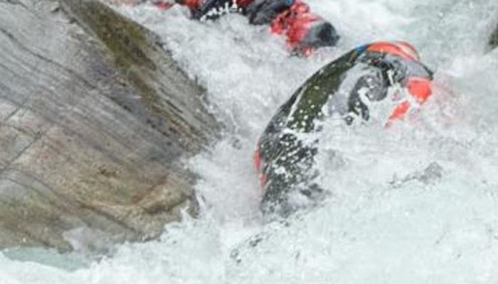 Read Kayak e Packraft sul fiume Egua. Govin Kayak Valsesia Tour 2025 by Sergi Tur Badenas