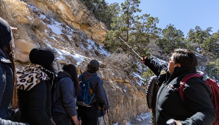 Read Hiking Through History by Ashley Rodgers