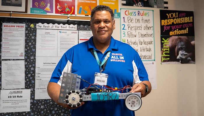 Read Cleared for Takeoff: Pat Hudson Helps Students Soar in STEM by Justin Elbert