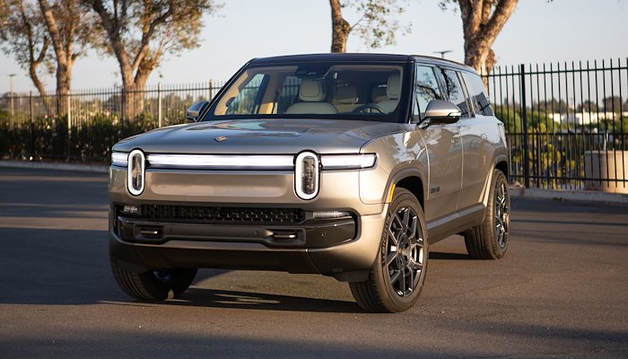 Read Introducing R1S Quad Pebble Beach: Where Art Meets Adventure by Rivian