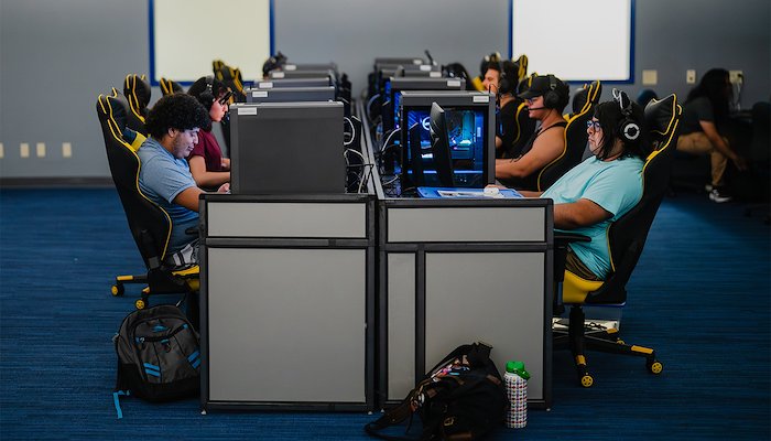 Read CSUB opens Technology Engagement Center by James Burger