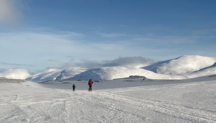Read La "Kungsleden des mères" by Récits Cap Expé