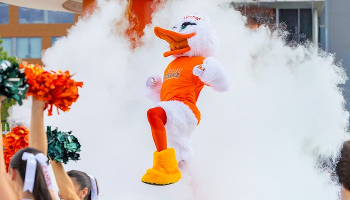 Read Homecoming 2025 by Christine/ Joshua Casas/ Prezant