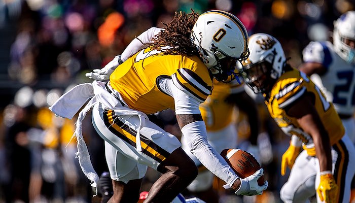 Read Elizabeth City State vs. Bowie State University&nbsp; by Chino Walters