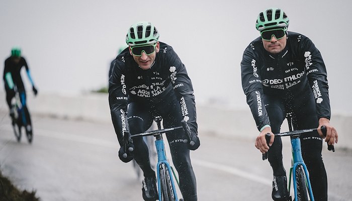 Read Conquer every condition by VAN RYSEL