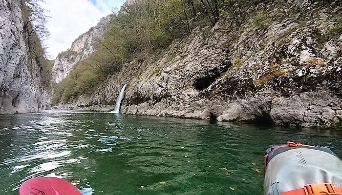 Read Packrafting on the Neretva River. Bosnia and Herzegovina by Sergi Tur Badenas