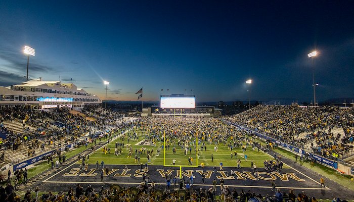 Read History Made! by Kelly Gorham