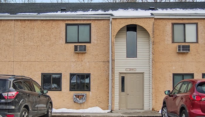 Read 29 Scarborough Ln Ste A by Ari Lee