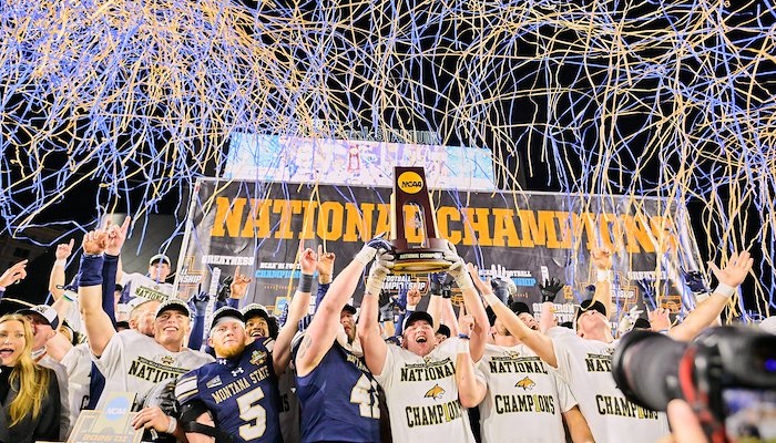 Read Champions by Kelly Gorham