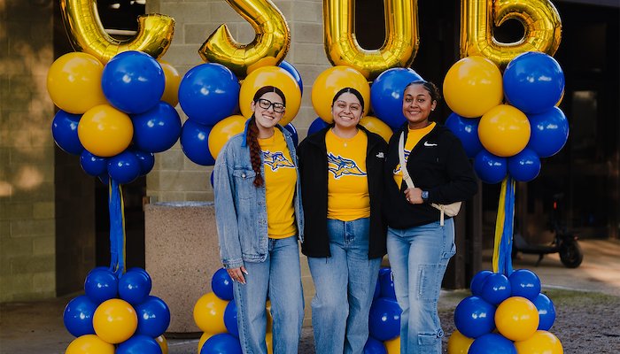 Read Photo Gallery: CSUB welcomes new students at `Runner Rundown orientations by James Burger