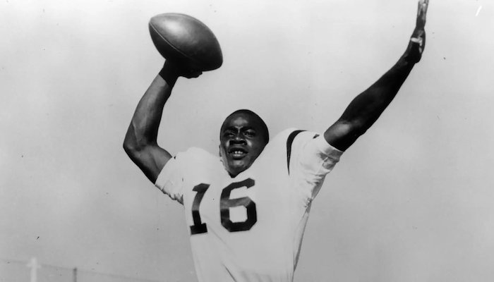 Read USC's First QB To Start A Super Bowl by #USCBHM