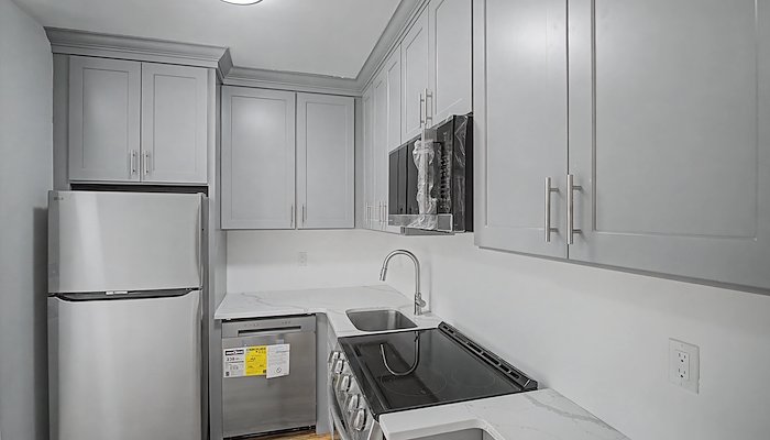 Read 27 5th St 2nd Floor by Ari Lee