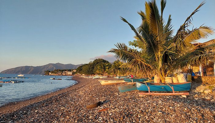 Read Three Unique Islands, One United Vision by GRID-Arendal