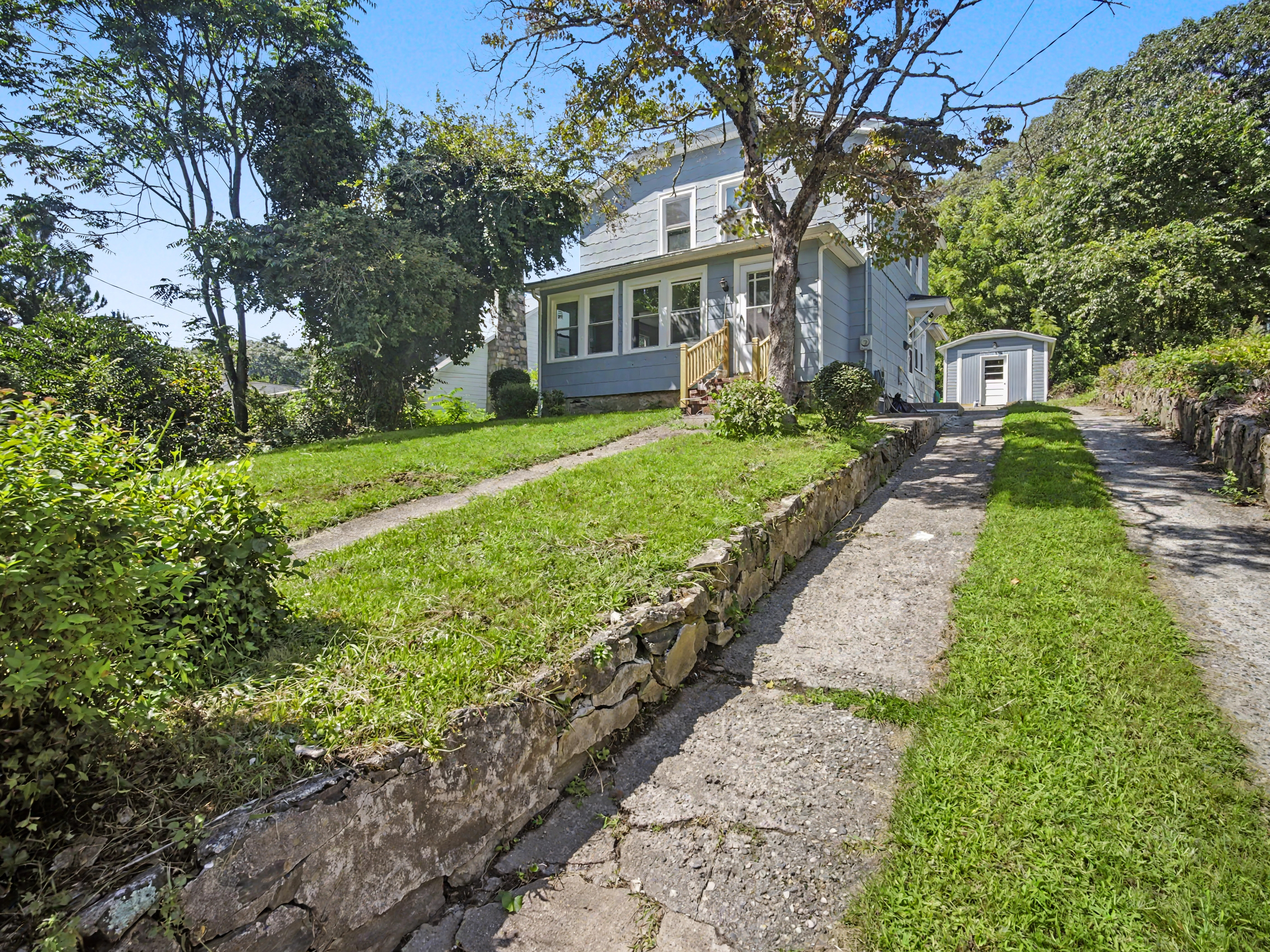 Home in Norwich, Connecticut, photographed by Ari Lee