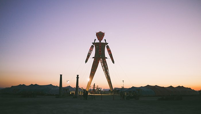 Read Burning Man '14 by Michael Chichi