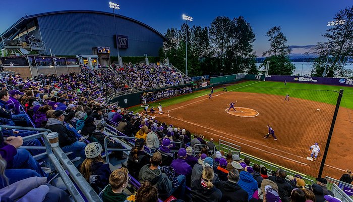Read UNIVERSITY OF WASHINGTON by Amy LeFurgy