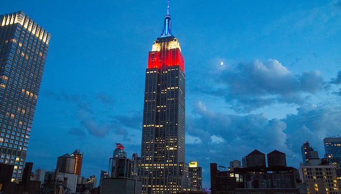 Read NEW YORK by Victoria & Michael Chou