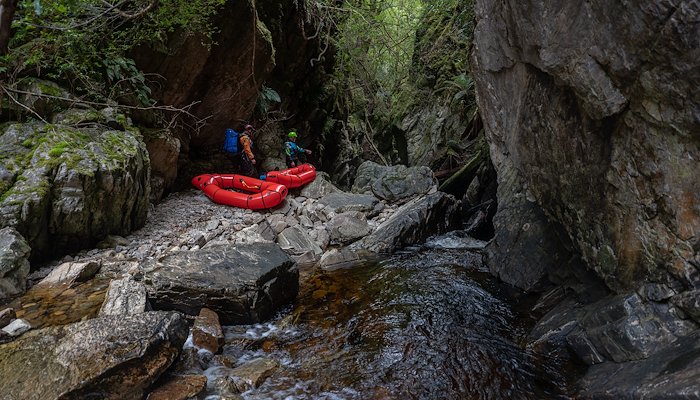 Read Canyoning & Packrafting&nbsp; by Mark Oates