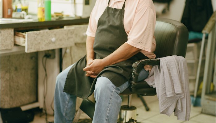 Read The Legacy of Dennis' Barbershop by Rita Harper