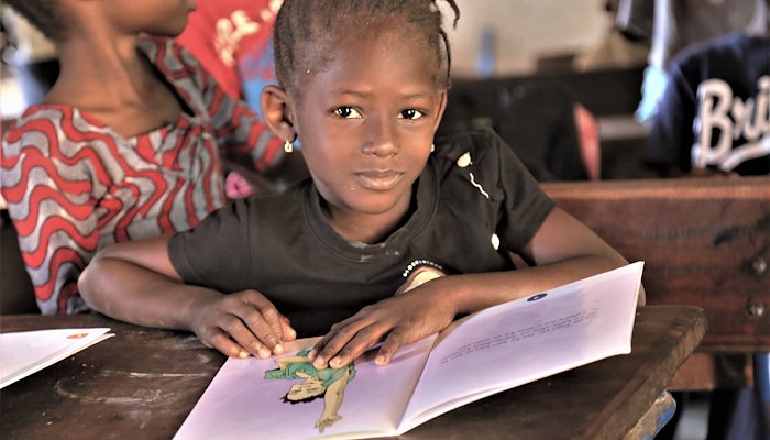 Read Un enfant, un livre! by USAID Mali